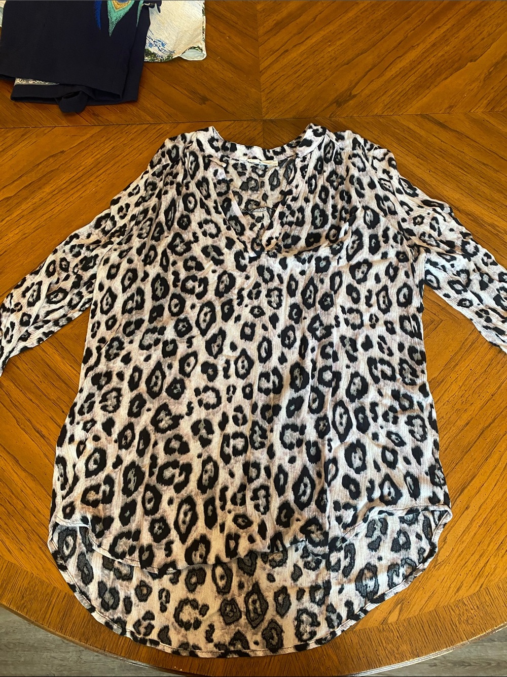 Women’s Black & White Leopard Print V-Neck Blouse